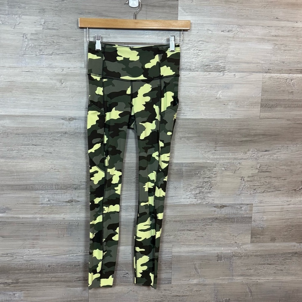Lululemon Fast and Free High-Rise Tight 25” Pockets - Camo Yellow Multi Size 4 - Picture 12 of 12